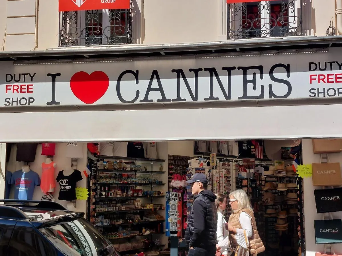 Cannes - Place Du Suquet